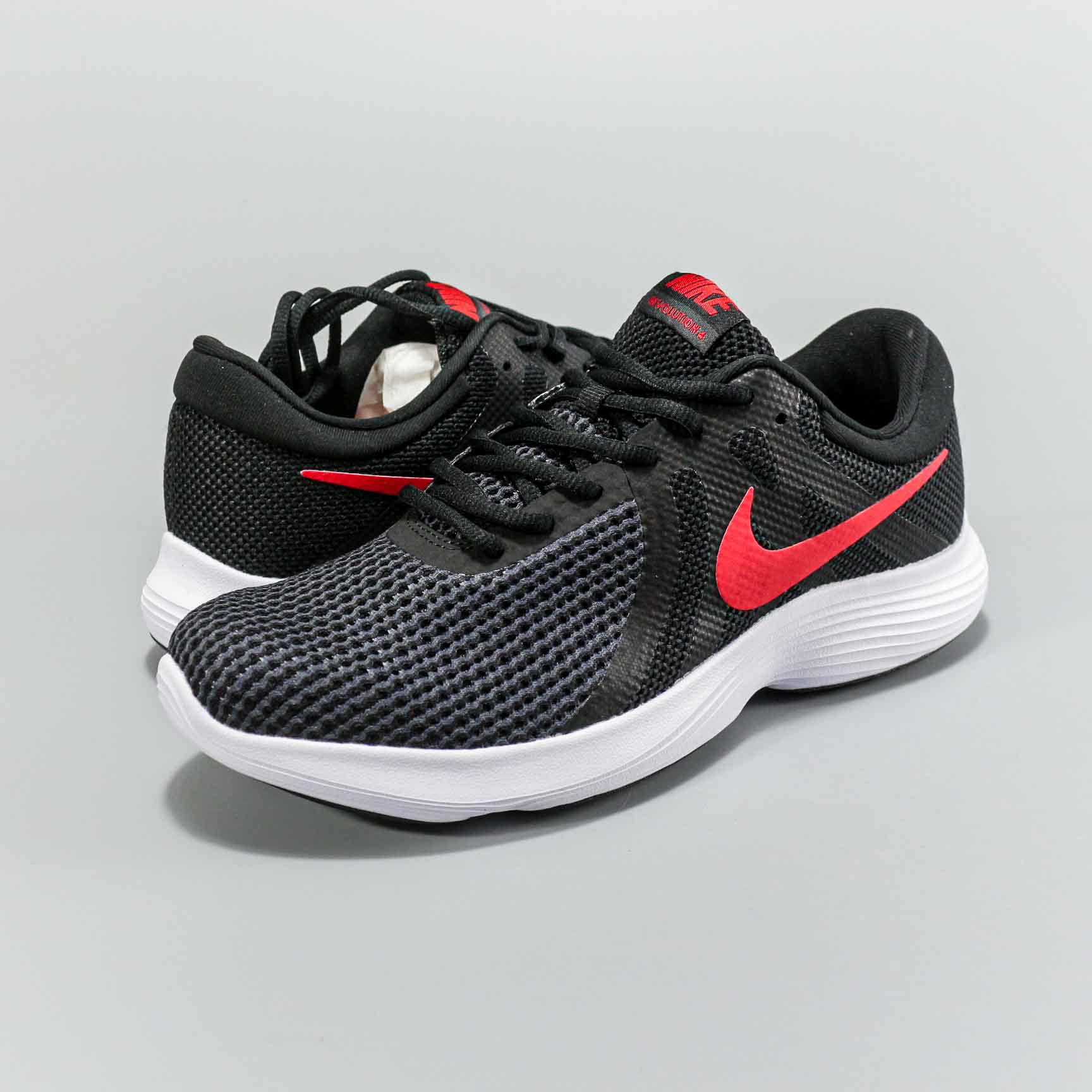 Nike Revolution 4 Black Red White Shoes - Click Image to Close